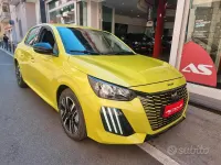 Usata Peugeot 208 Allure 101 CV (74 kW) 2023 Giallo Utilitaria