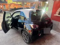 Usata Opel Adam Glam 69 CV (50 kW) 2018 Utilitaria