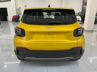 Nuova Jeep Avenger Longitude 101 CV (74 kW) 2025 Giallo SUV
