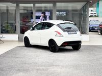 Usata Lancia Ypsilon 69 CV (50 kW) 2014 Beige Utilitaria