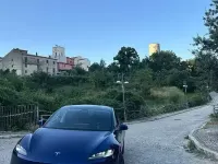 Usata Tesla Model 3 Standard Range 88 kW (120 CV) 2024 Blu Berlina