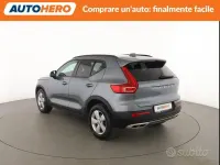 Usata Volvo XC40 150 CV (110 kW) 2019 Grigio SUV