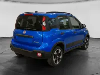 Nuova Fiat Panda Cross Cross 65 CV (47 kW) 2026 Blu Utilitaria