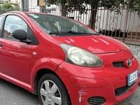 Usata Toyota Aygo 68 CV (50 kW) 2011 Rosso Utilitaria