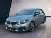 Usata Peugeot 308 Active 120 CV (88 kW) 2018 Grigio Berlina