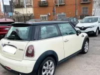 Usata Mini Cooper 120 CV (88 kW) 2007 Bianco Utilitaria