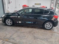 Usata Ford Focus 95 CV (69 kW) 2019 Nero Berlina