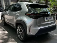 Usata Toyota Yaris Cross Lounge 110 CV (80 kW) 2022 Argento SUV