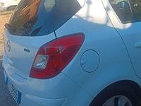 Usata Opel Corsa Edition 80 CV (58 kW) 2010 Bianco Berlina