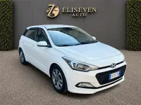 Usata Hyundai i20 Style 84 CV (61 kW) 2015 Bianco Utilitaria