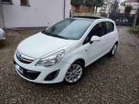 Usata Opel Corsa Cosmo 75 CV (55 kW) 2011 Bianco Berlina