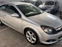 Occasion Opel Astra GTC Cosmo 125 ch (91 kW) 2009 Gris Berline