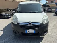 Usata Opel Combo 120 CV (88 kW) 2012 Bianco Monovolume