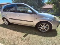 Usata Ford Fiesta 68 CV (50 kW) 2007 Grigio Utilitaria