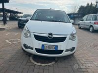 Usata Opel Agila 68 CV (50 kW) 2013 Bianco Monovolume