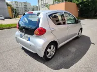 Second-hand Toyota Aygo 68 CP (50 kW) 2008 Gri Hatchback