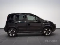 Usata Fiat Panda Cross Cross 70 CV (51 kW) 2024 Nero Utilitaria