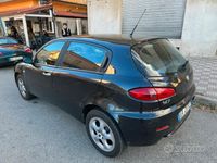 usata Alfa Romeo 147 147 1.9 JTD (115) 5 porte Distinctive