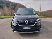 Usata Renault Kangoo Equilibre 116 CV (85 kW) 2023 Nero Monovolume