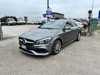 Usata Mercedes CLA220 Premium 169 CV (124 kW) 2019 Grigio Berlina