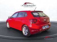 Usata VW Polo Comfortline 110 CV (80 kW) 2019 Rosso Utilitaria
