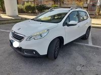 Usata Peugeot 2008 Active 75 CV (55 kW) 2016 Bianco SUV