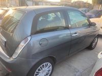 Usata Lancia Ypsilon 77 CV (56 kW) 2009 Grigio Utilitaria