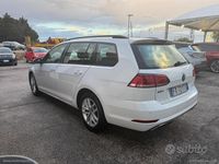 Usata VW Golf VII Business 116 CV (85 kW) 2019 Bianco Station wagon