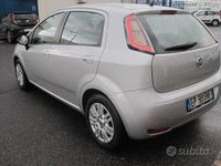 Usata Fiat Punto Lounge 95 CV (69 kW) 2013 Grigio Utilitaria