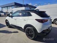 Usata Opel Grandland X GS Line 131 CV (96 kW) 2022 Bianco SUV