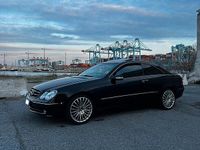 Usata Mercedes CLK320 Elegance 218 CV (160 kW) 2003 Nero Coupé
