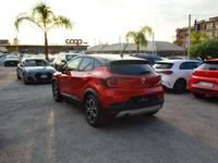 Usata Renault Captur Intens 101 CV (74 kW) 2020 Rosso metallizzato SUV