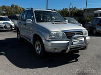 Usata Suzuki Grand Vitara 109 CV (80 kW) 2001 Grigio SUV