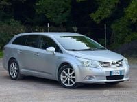 Usata Toyota Avensis Executive 150 CV (110 kW) 2010 Grigio Station wagon