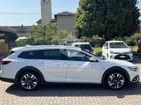 Usata Opel Insignia Country Tourer Exklusiv 169 CV (124 kW) 2018 Bianco Station wagon