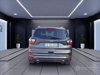 Usata Ford Kuga Vignale 150 CV (110 kW) 2017 Grigio SUV