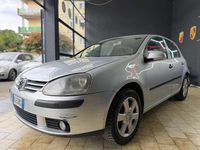 Usata VW Golf IV Comfortline 105 CV (77 kW) 2004 Argento Berlina