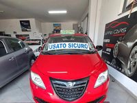 Usata Lancia Ypsilon Gold 69 CV (50 kW) 2015 Rosso Utilitaria