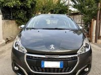 Usata Peugeot 208 Allure 75 CV (55 kW) 2017 Utilitaria