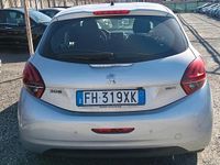 Usata Peugeot 208 Allure 81 CV (59 kW) 2017 Argento Utilitaria