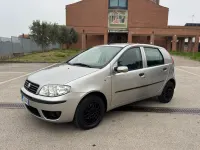 Usata Fiat Punto Dynamic 60 CV (44 kW) 2003 Argento Utilitaria