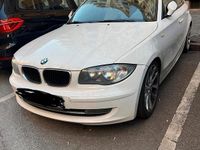 Usata BMW 118 143 CV (105 kW) 2010 Bianco Utilitaria