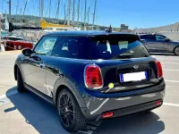 Usata Mini Cooper SE 75 kW (102 CV) 2021 Blu/azzurro Utilitaria