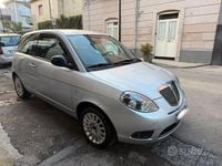 Usata Lancia Ypsilon 69 CV (50 kW) 2012 Grigio Utilitaria