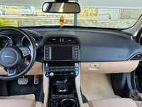 Usata Jaguar XE 163 CV (119 kW) 2019 Nero Berlina