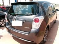 Second-hand Toyota Verso Style 111 CP (81 kW) 2015 Gri Monovolum