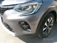 Usata Renault Captur Intens 101 CV (74 kW) 2021 Grigio SUV