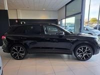 Usata VW Touareg Atmosphere 286 CV (210 kW) 2021 Nero SUV