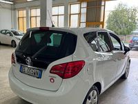 Usata Opel Meriva 120 CV (88 kW) 2012 Bianco Monovolume