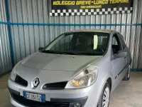 Usata Renault Clio II 85 CV (62 kW) 2006 Argento Berlina